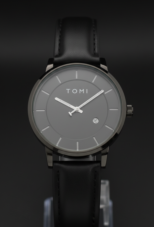 TOMI  "Sleek Black"